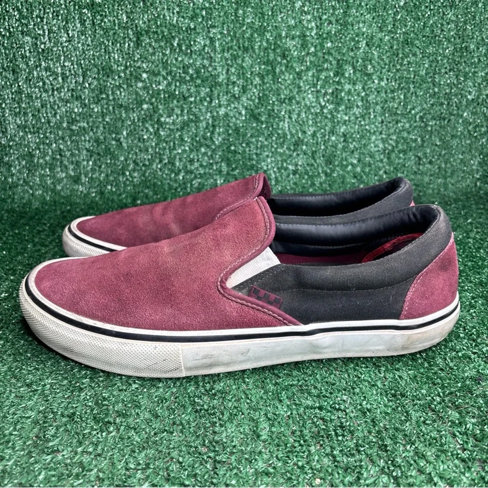 Vans Classic Slip-On Shoes Mens‎ Size 12 Maroon Suede Skate Sneakers Low Top